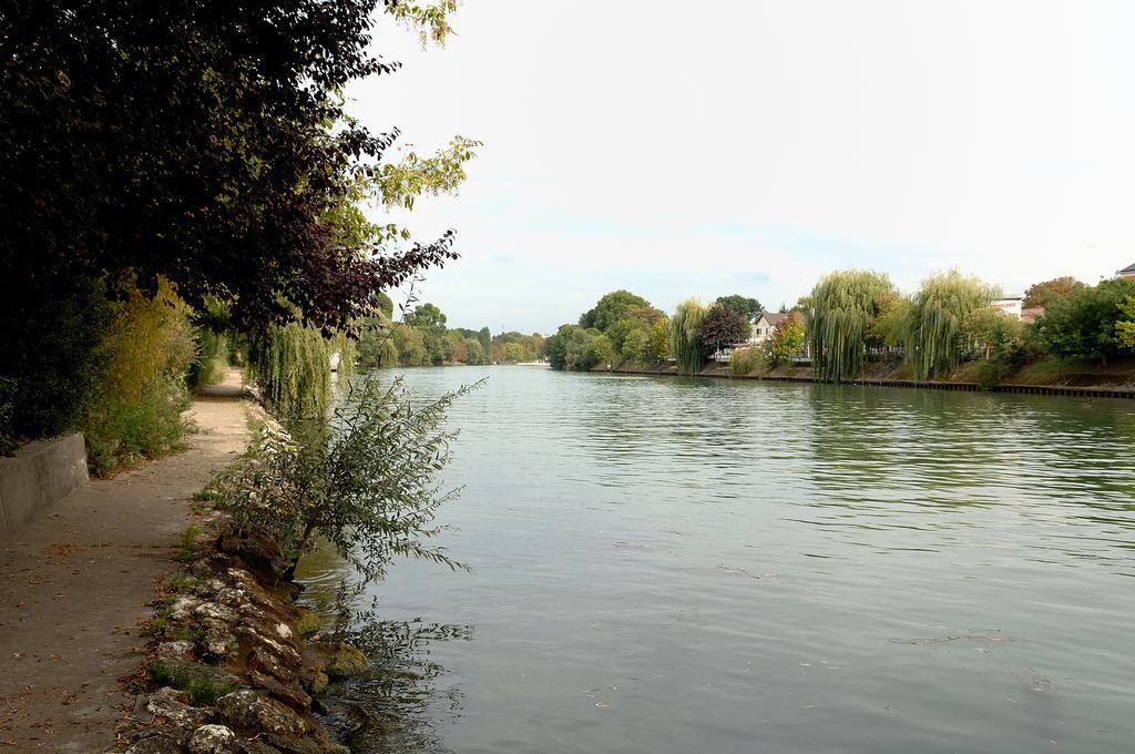 Studios Albri Nogent-sur-Marne Ruang foto